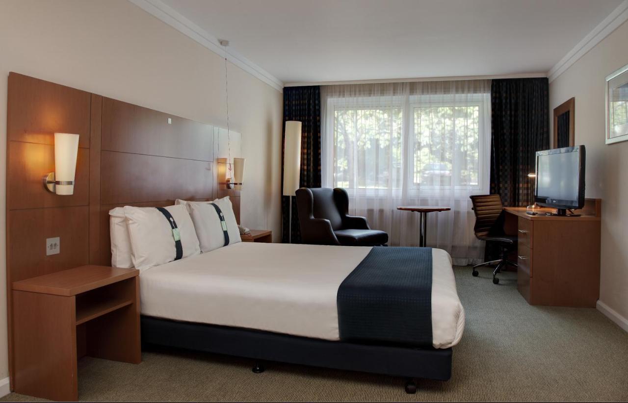 Holiday Inn London Brent Cross, An Ihg Hotel Eksteriør billede