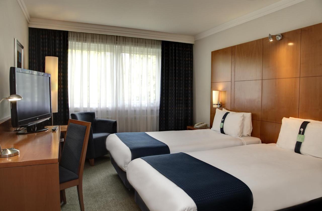 Holiday Inn London Brent Cross, An Ihg Hotel Eksteriør billede