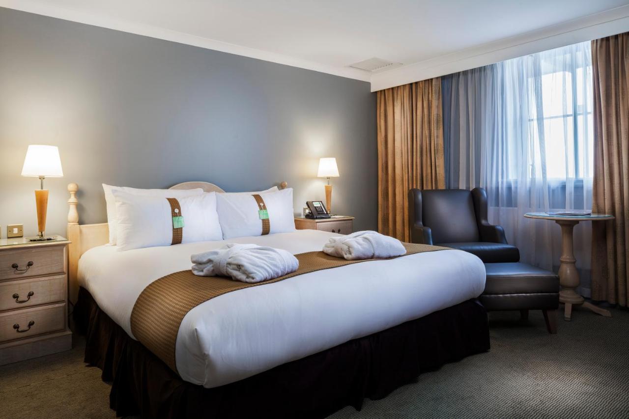 Holiday Inn London Brent Cross, An Ihg Hotel Eksteriør billede