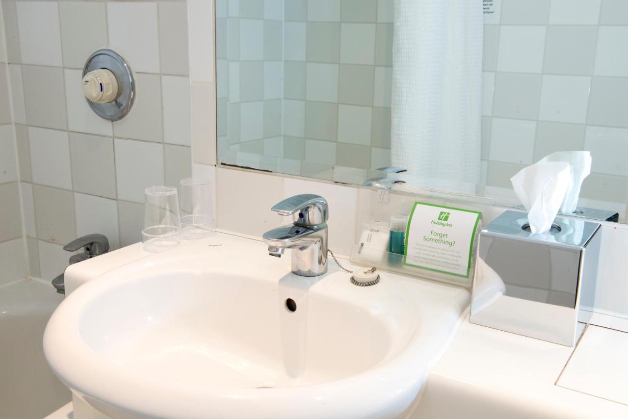 Holiday Inn London Brent Cross, An Ihg Hotel Eksteriør billede