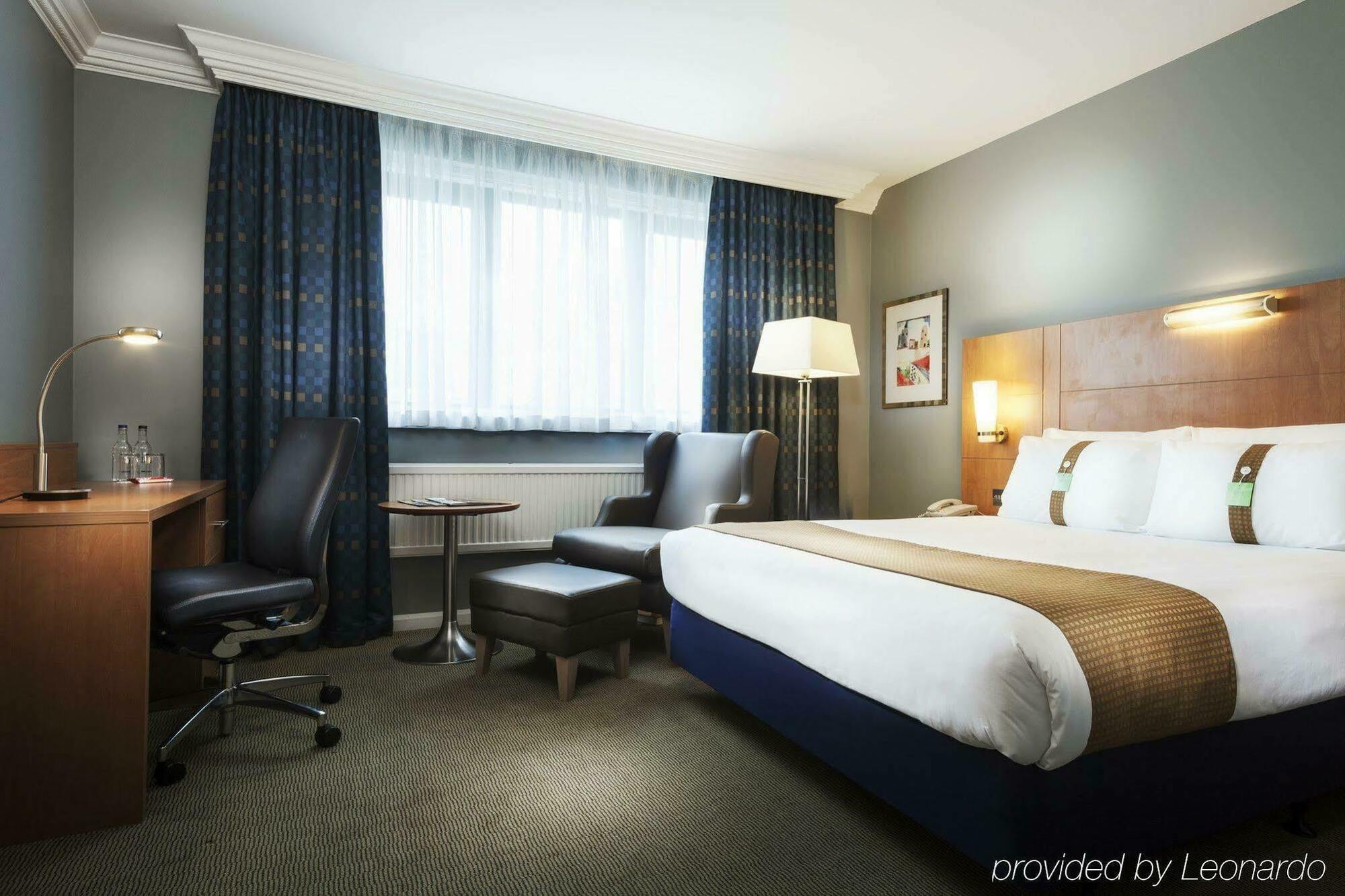 Holiday Inn London Brent Cross, An Ihg Hotel Eksteriør billede